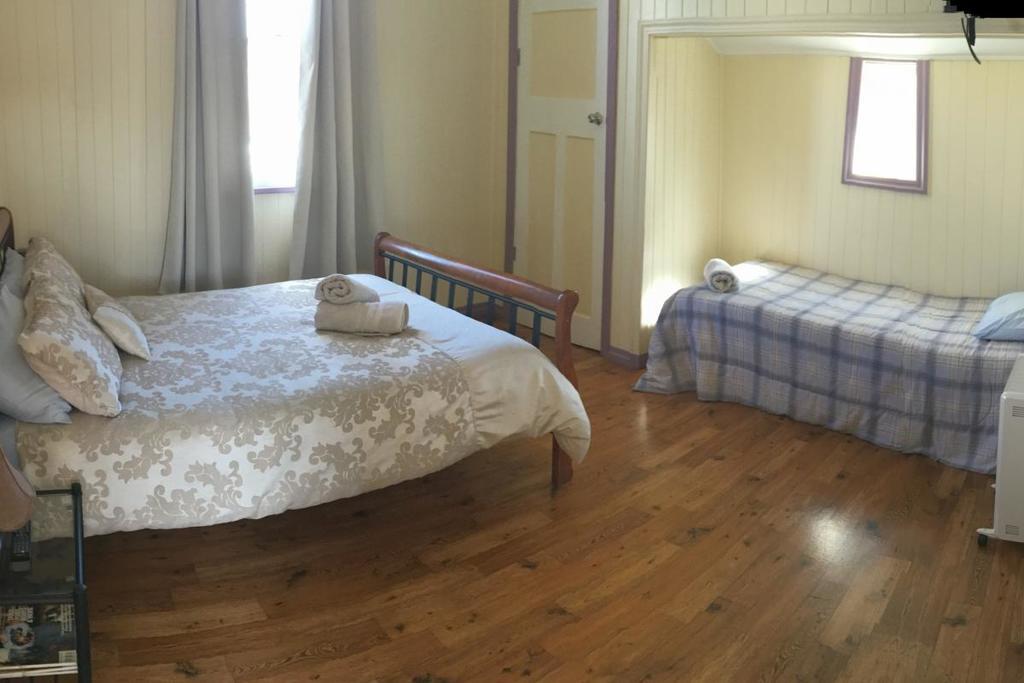 The Woolshed At Jondaryan Hotel Екстериор снимка